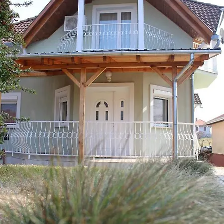Premecz Villa